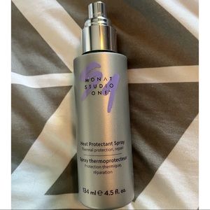 Monat Heat Protectant Spray